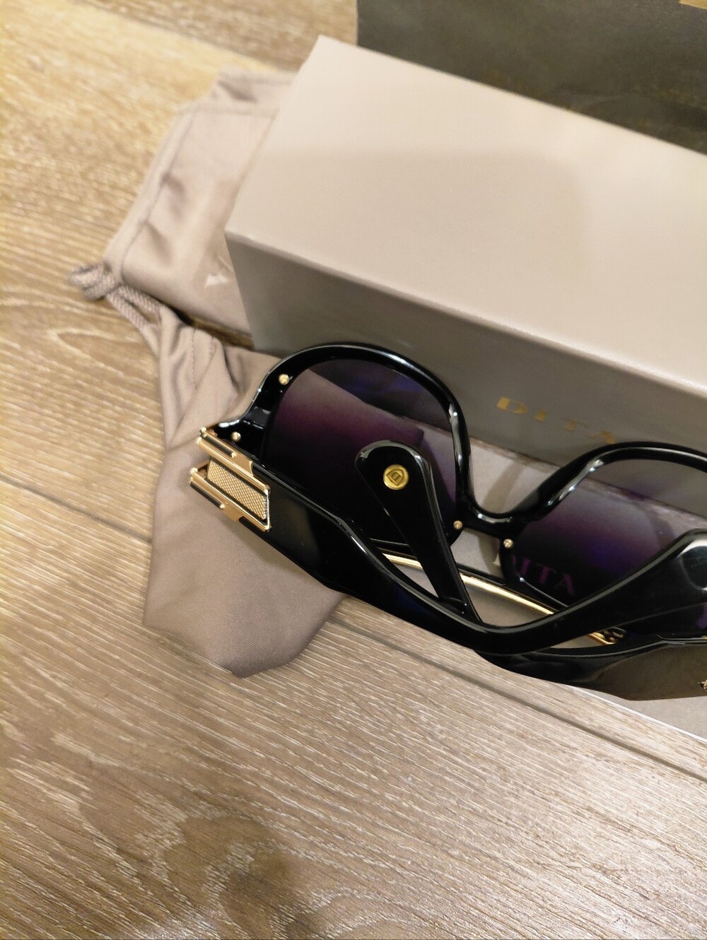 RARE DITA GRANDMASTER SIX Titanium Aviator Black/Gold Sunglasses DTS 900 01A - Picture 6 of 15